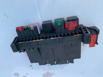 Mercedes W220 SAM relais zekering module A0285459832 kast, Nieuw, Mercedes-Benz