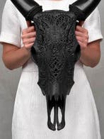 GEEN RESERVEPRIJS - Authentieke zwarte handgesneden koe, Antiek en Kunst