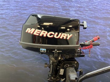 “ Mercury | 6 pk | Buitenboordmotor | Nieuwstaat “, Watersport en Boten, 5 tot 10 pk, Viertaktmotor, Ophalen of Verzenden, Zo goed als nieuw