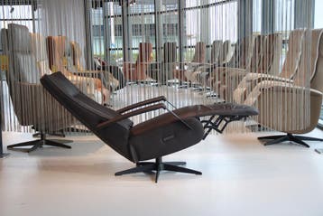 Relaxfauteuil De Toekomst Cupido 2 motoren + accu Leer, Ophalen of Verzenden, Nieuw, Leer, Design, modern