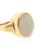 Vintage gouden ring met maansteen, Sieraden, Tassen en Uiterlijk, Ringen, 18 tot 19, Gebruikt, Overige kleuren, Ophalen of Verzenden