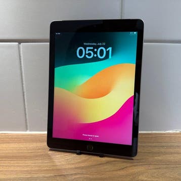 Apple iPad (6th Generation) 32GB Wifi + Cellular - Mobiele, Nieuw