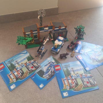 Lego Set - 4440 - City - Forest Police Station, Nieuw