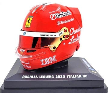 Spark 1 : 5 - Model sportwagen - BELL HELMET / CASQUE, Nieuw