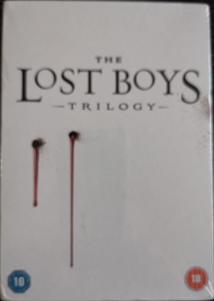 Lost Boys trilogy        - Nieuw in folie - Gratis verzenden, Cd's en Dvd's, Dvd's | Tv en Series, Nieuw in verpakking, Boxset