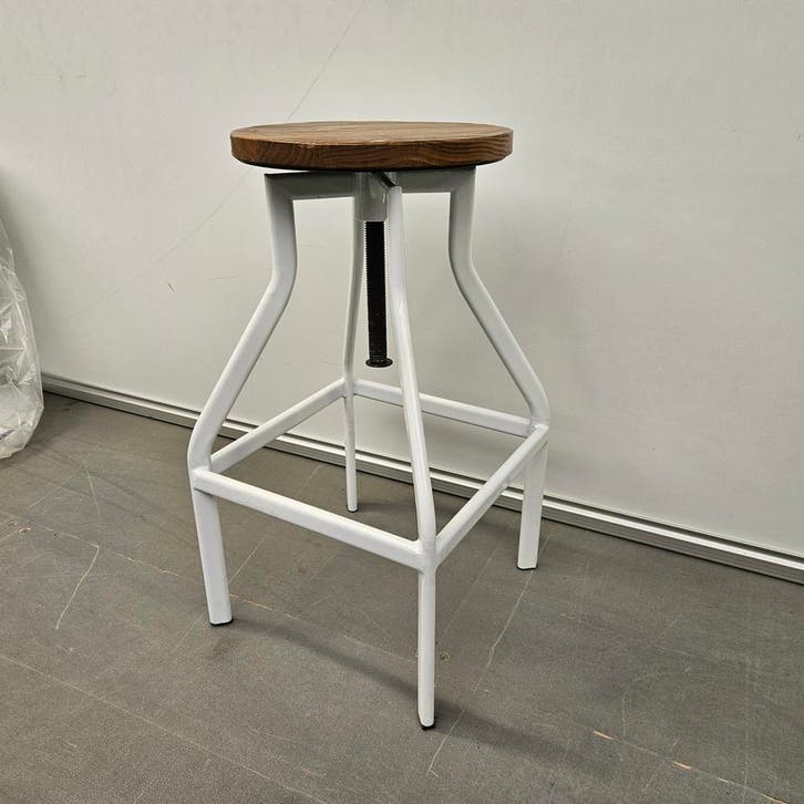 Stevige metalen retro verstelbare bar kruk - ihv 65-88 cm, Huis en Inrichting, Barkrukken, Ophalen of Verzenden