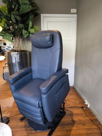 Gratis thuisdemonstratie sta-op stoel of relaxfauteuil, Minder dan 75 cm, Metaal, Nieuw, Ophalen of Verzenden