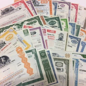 Verenigde Staten van Amerika. 50 Historic Bonds & Shares, Antiek en Kunst