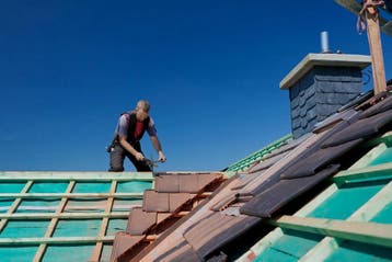 Vergelijk Dakdekker Offertes - 6 Offertes in 2 Minuten, Diensten en Vakmensen, Dakdekkers en Rietdekkers, 24-uursservice, Overige dakdekking