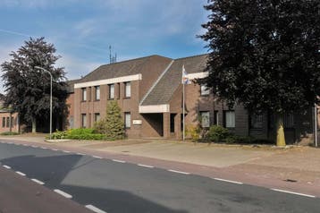 Bedrijfsruimte, Loods te huur Lottum Hoofdstraat 11-17, Huur, Bedrijfsruimte
