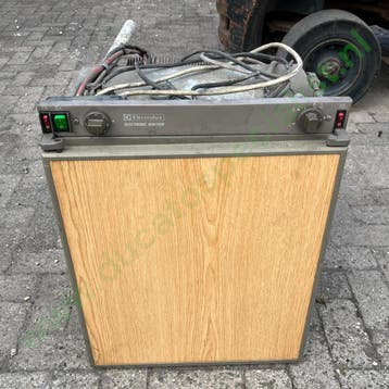 Electrolux Inbouw Koelkast 12V / 230V / Gas, Caravans en Kamperen, Camper-accessoires, Ophalen of Verzenden, Nieuw