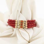 Antieke bloedkoraal kralenarmband met gouden sierslot, Gebruikt, Overige kleuren, Ophalen of Verzenden, Met edelsteen
