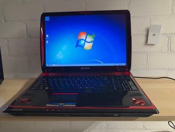 Toshiba Qosmio X300-12C with core2duo t9400 @2.53ghz GAMING, Nieuw