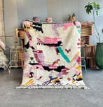 New Abstract Beni M’rirt Berber Rug — Handknotted Natural, Nieuw