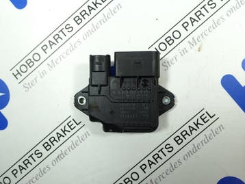 Gloeirelais A 654 900 1201 o.a: Sprinter w907, Vito w447, Ophalen of Verzenden, Gebruikt, Mercedes-Benz
