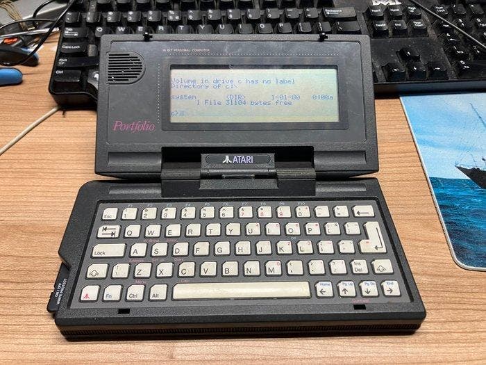 Atari Portfolio ,first Handheld PC (8088) Terminator 2 ! -, Spelcomputers en Games, Spelcomputers | Overige Accessoires