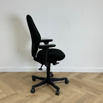 Kinnarps ergonomische bureaustoel , zwart, Gebruikt, Zwart, Ophalen of Verzenden, Bureaustoel