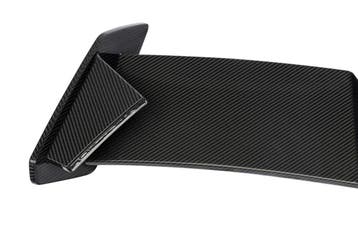 Dit betreft een Audi RS3 8Y Facelift carbon dak spoiler, Verzenden