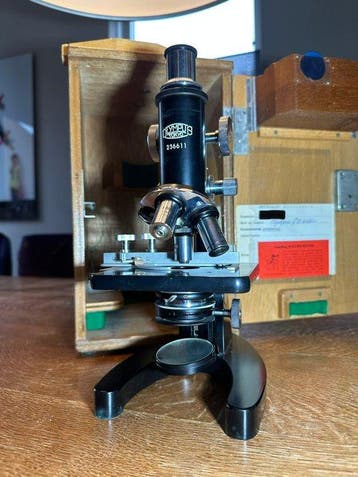 Monocular compound microscope - GB 236611 - 1950-1960 -