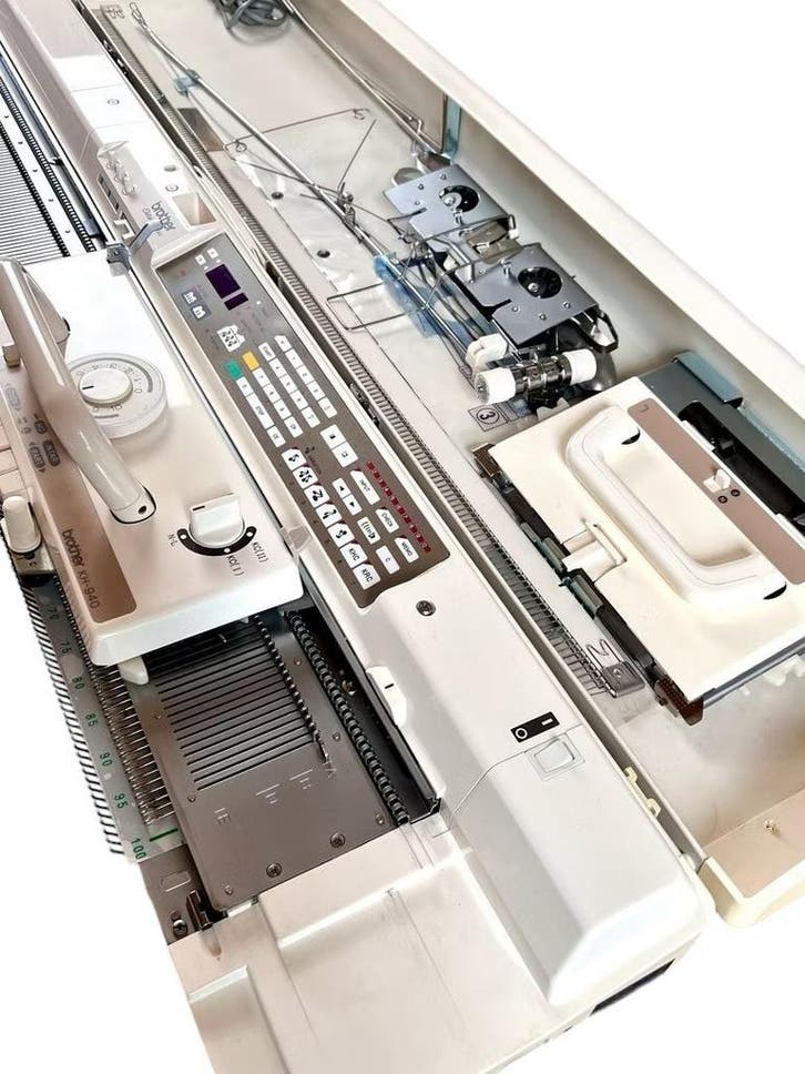 Nieuwe en gebruikte breimachines en onderdelen, Hobby en Vrije tijd, Breien en Haken, Breien, Machine, Nieuw