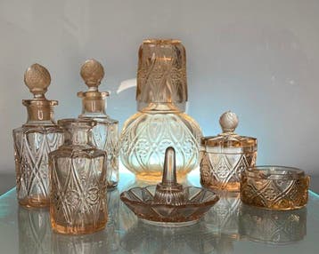 Art Deco Toiletset (8) - Scailmont - Glas