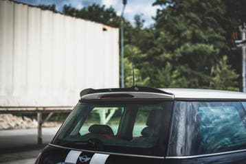Achterspoiler Mini Cooper / One R50, Verzenden