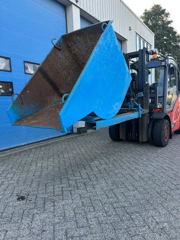 Gebruikte kantelbak, kiepbak, kiepcontainer, kiepbakken,, Ophalen, Gebruikt, 100 cm of meer, 60 cm of meer
