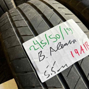 2 x Bridgestone 245-50-19 Zomerbanden 5,5mm, Auto-onderdelen, Banden en Velgen, 19 inch, Ophalen of Verzenden, Band(en), Personenwagen