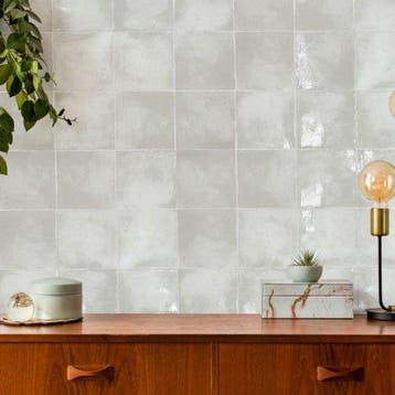Wandtegel Agostino Brume Handvorm Lichtgrijs Glans 13x13, Nieuw, Minder dan 20 cm, 10 m² of meer, Wandtegels