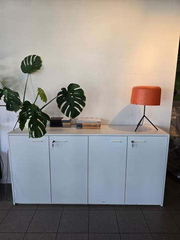 Draaideurkast dressoir Q4, Antiek en Kunst, Ophalen