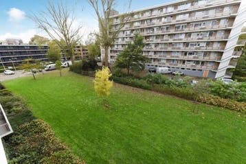 Te Huur 4 Kamer Appartement Zwedenburg In Den Haag, Huizen en Kamers, Den Haag, Den Haag, Direct bij eigenaar, Appartement