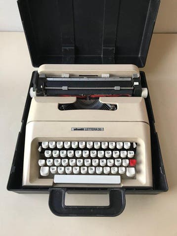 Mario Bellini - Olivetti, Lettera 35 - Typemachine -