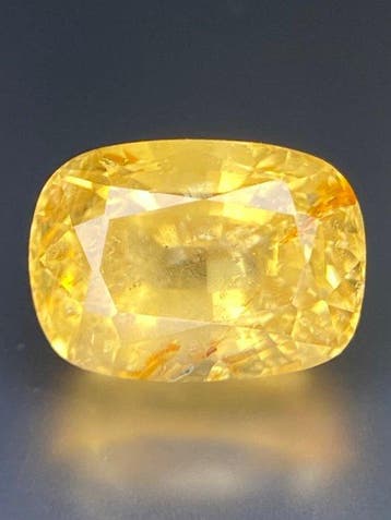 1 pcs Geel Saffier - 2.37 ct - nternational Colored Gemstone, Nieuw