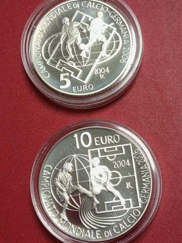 San Marino. 5 Euro / 10 Euro 2004 Campionato Mondiale di