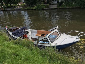 Stalen sloep met Honda 2-cilinder 4-takt | 1-9 personen, Gebruikt, Staal, Grachtenboot, Ophalen