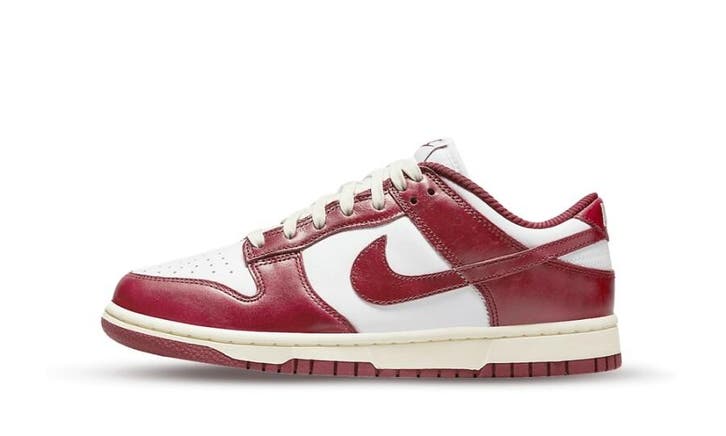 Nike Dunk Low PRM Team Red (W), Kleding | Dames, Schoenen