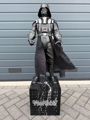 Daluxe Art - 1999 • XXL Star Wars Darth Vader Display – 110