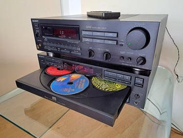 Sony - STR-GX40 AM/FM stereo-ontvanger en CDP-C615 compact, Nieuw