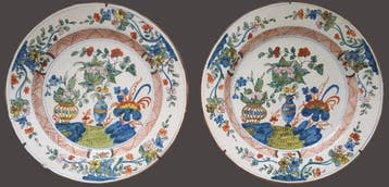 Wandbord (2) - Steengoed - Origineel, omstreeks 1760