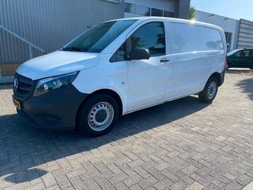 Veiling: Bestelwagen Mercedes Vito 109 cdi 1.6 Diesel 2018 (, Gebruikt, Wit, Mercedes-Benz, Handgeschakeld