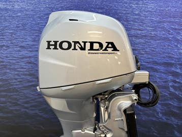 “Honda 50 pk buitenboordmotor | Kortstaart | Powertrim “, Watersport en Boten, Buiten- en Binnenboordmotoren, Viertaktmotor, Ophalen of Verzenden