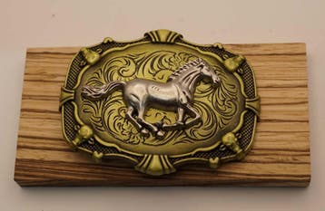 Verwisselbare gesp zilverkleurig hollende paard op schild, Losse buckle of gesp, Overige kleuren, Verzenden, Geen merk