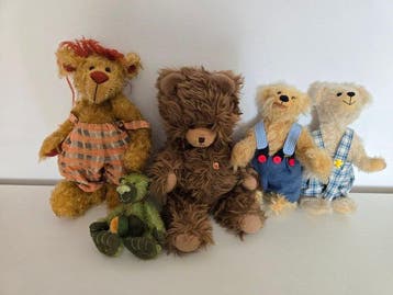 OOAk - Pluche speelgoed Collection Of Teddy Bears