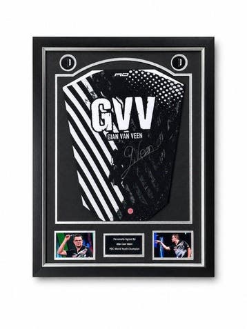 Gian van Veen – Hand Signed Official Red Dragon 50 Years, Nieuw