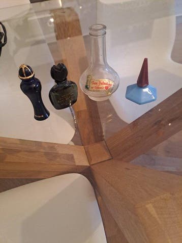 Themacollectie - Parfumminiaturen - Cacharel, Antiek en Kunst