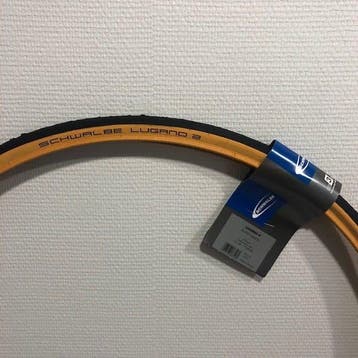 Schwalbe Lugano Zwart met beige zijwand (25-622), Fietsen en Brommers, Verzenden, Nieuw, Schwalbe