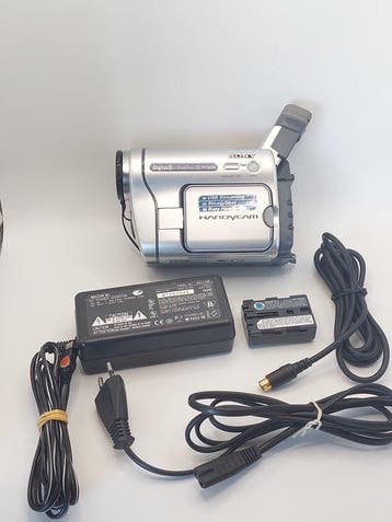 Sony DCR-TRV255E Video8 camera