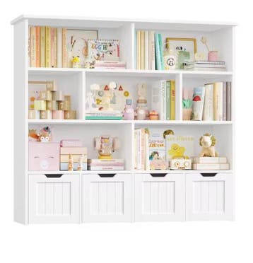 Kinderspeelgoedkast met Wielladen en Planken – 125,5×33×118, Verzenden, Nieuw