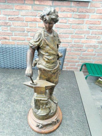 Charles Ruchot (1871-1932) - Beeld, Forgeron - 40 cm -
