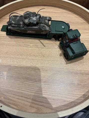 Corgi - Model vrachtwagen (2) - Mack Truck et Centurion MK, Nieuw